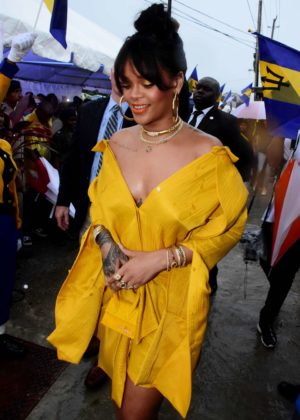 Rihanna - Opening ceremony of new road named 'Rihanna Drive' in Barbados